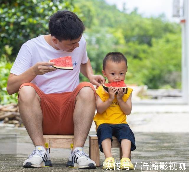 家娃|为啥我一个人就能带娃,而你却需要一家人帮忙看完你会自愧不如