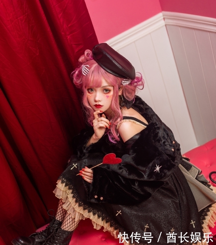 看起来|这个风格的洛丽塔总被嫌弃,看起来还很廉价,但lo娘偏偏很爱它