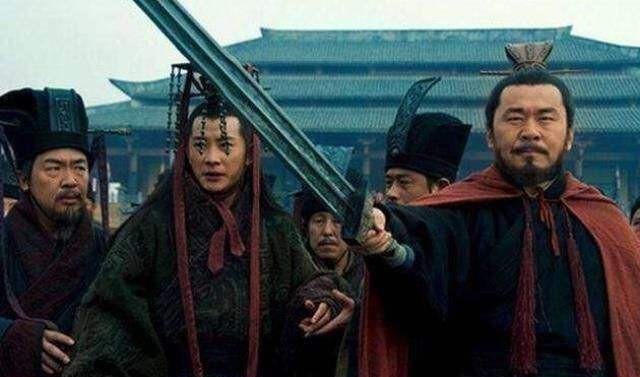 衮雪|他只留下两字,便成为汉末五大书法家,这两字还藏着三个秘密