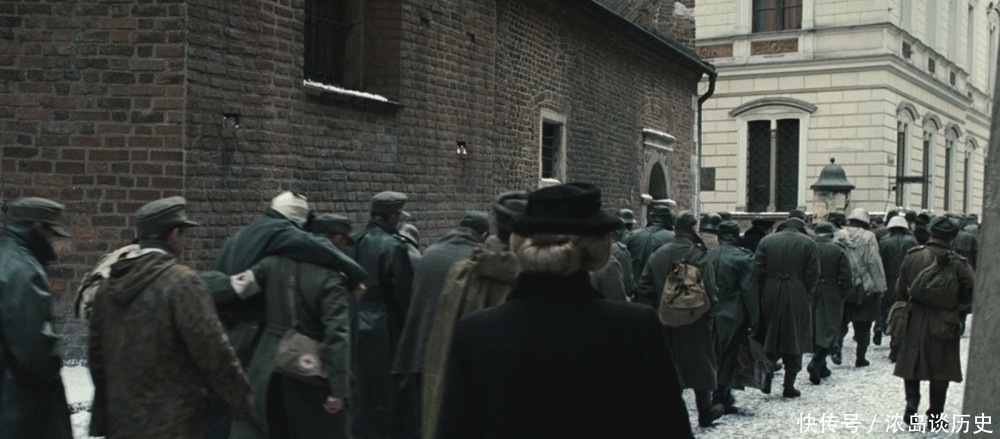 惨案|《卡廷惨案》为什么德军会第一个攻击波兰呢?可不像电影说的那样