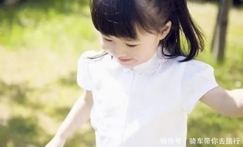 夏天|夏天白衣服好看却不耐脏，发黄、粘上污渍怎么办都在这一篇