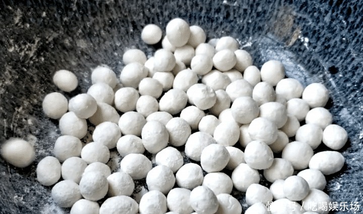 补铁|立秋后,早餐多给家人吃它,8毛钱一斤,补钙补铁,香甜又软糯