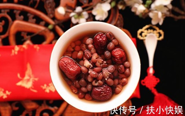 红豆红枣汤|80岁奶奶1个自用方，3味食材，补脾补血，脸色红润不涂胭脂也很美