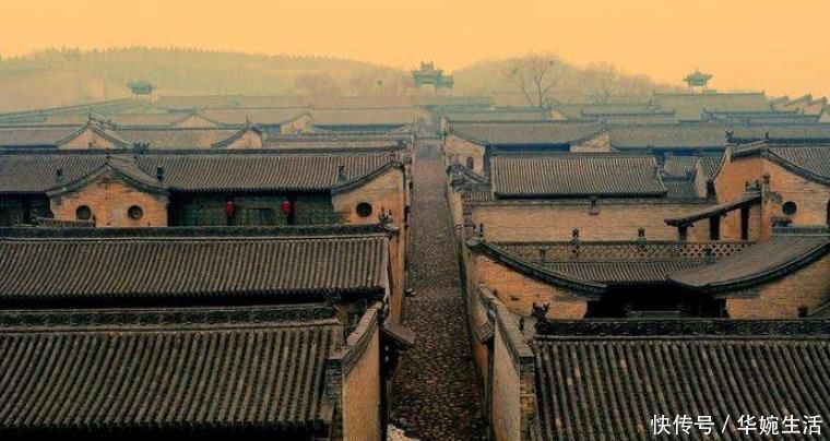 私人|中国“最大”的私人民宅，比故宫还大10万平方米，威严不输故宫