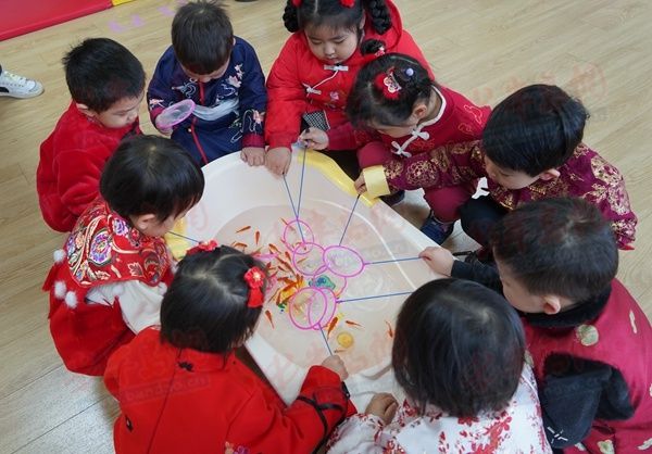 圣顿公学幼儿园|逛庙会 迎开学 圣顿公学幼儿园举行“健康成长，快乐起飞”主题开学嘉年华活动