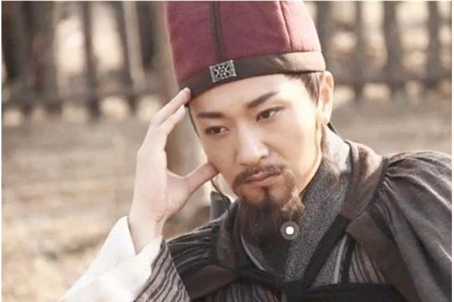 吴用|吴用直到死时才醒悟过来,梁山真正的老大,既不是宋江也不是晁盖