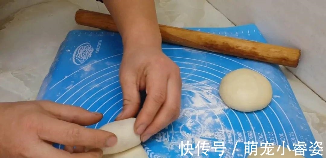 面团|做烧饼时，切记不要发面和刷油，简单一做，出锅孩子们都爱吃