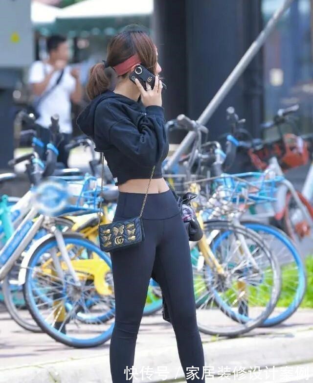 穿搭 明艳动人的打底裤穿搭更是让人心动,带来别样的风情,青春时尚!