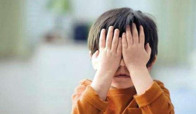 性文化|5岁孩子兴趣班画的'一幅画'气的宝妈报警,老师的回答绝了