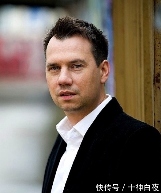 唐人街探案2#上游荐书|悬疑推理小说只看日系?不妨看看“德国推理天王”的《快递包裹》