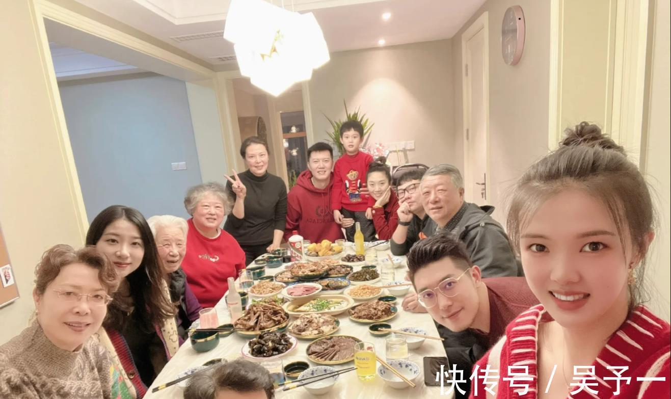 主攻手|中国女排最新消息!吴晗在集训中表现很好,蔡斌陷入选择难题!