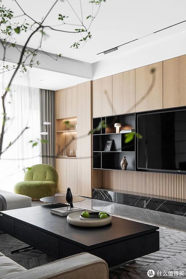 楼梯|她家客厅太好看了，一进门就被美到，喜欢这样简单不花哨的装修