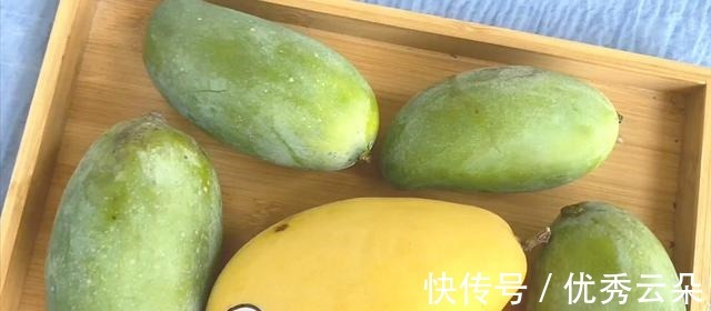 金芒|才知道，芒果还有这种切法，一刀搞定，又方便又不脏手！