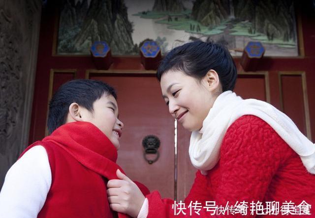 错误|永远别让孩子穿“旧衣服”,错误的“穷养”,对孩子的伤害很大