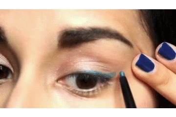 告别冬季沉闷,娜扎热巴都在画彩色眼线,个性又吸睛,时髦精必备