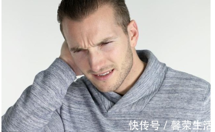 落枕穴|30岁的年龄，60岁的颈椎每天按一按这3个穴位，摆脱颈椎烦恼