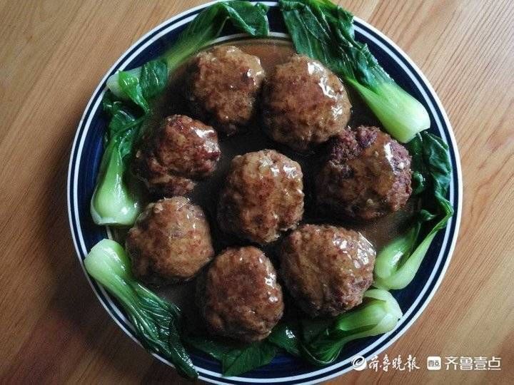 并蒂莲|7月10日最佳情报｜美好夏天！并蒂莲颜值高，四喜丸子味道足