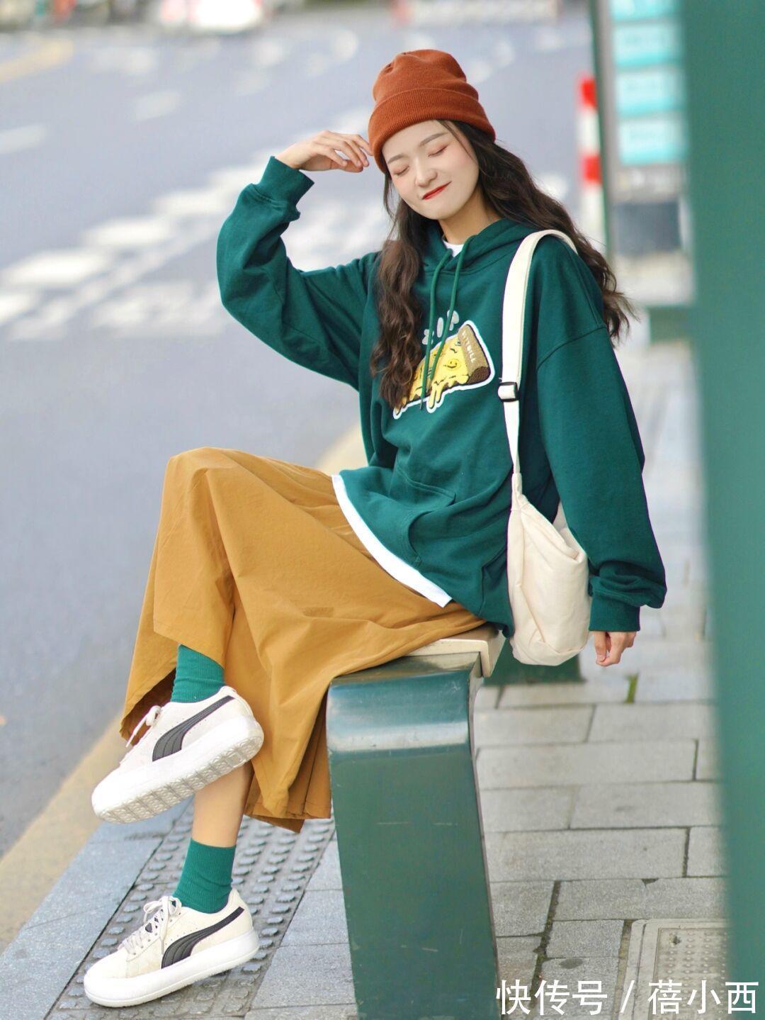 半身裙|微胖女孩怎么穿?随性休闲风是首选!来看博主的13套微胖时尚穿搭