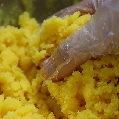 搅拌均匀|巧克力冰皮月饼