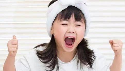 城市|因《变形计》染上公主病，被城市家庭拉黑，如今现状让人唏嘘