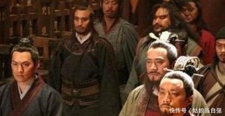 暗示|《水浒传》此人第一个看透宋江,故意留下一句话给众人暗示!