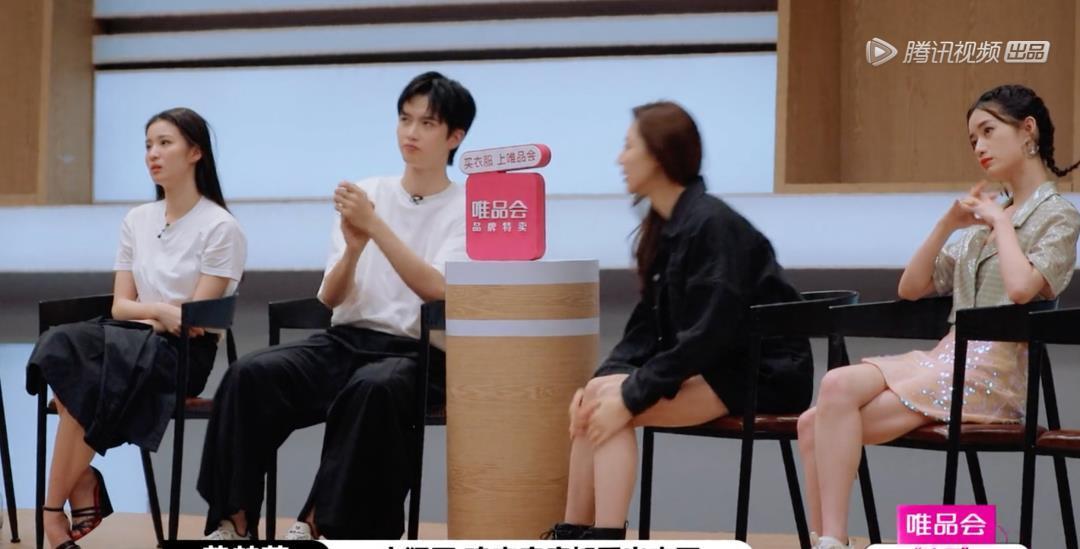 港姐|“最丑港姐”用20年逆袭:甩掉花花公子后,她靠自虐爆红!