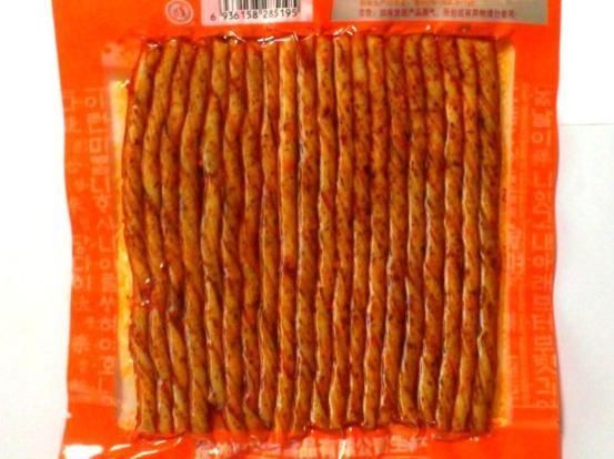 辣条|父母眼中公认的“脏零食”,童年常吃没少挨过毒打,学生父母都偷偷品尝