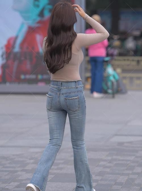 毛衣 靓丽有型的打底裤,舒适又显气质,大气自然!!