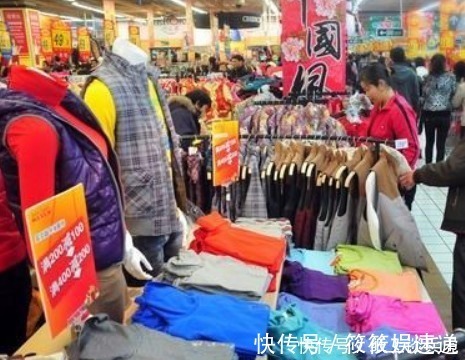 京东电器|实体店成“试衣间”,服装店老板倒苦水:他们记下型号就上网