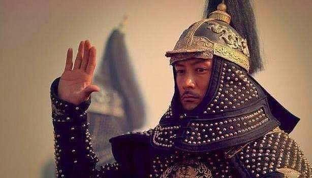 厕所|清朝1将军野外上厕所，发现1群蚂蚁，立即下令道：赶紧撤退，违令者斩！