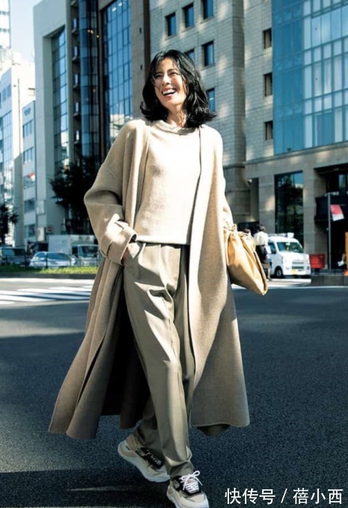 半身裙 新年穿外套有讲究,牢记“穿长不穿短”,学会了助你拥有强大气场