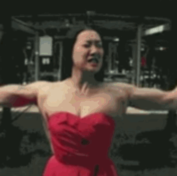 |搞笑GIF趣图:趁房间里没人,带闺蜜彻底的放飞自我