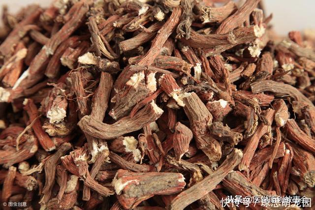 血管清道夫|丹参是血管清道夫,坚持吃的人不易出现血栓,但三类人却并不适合