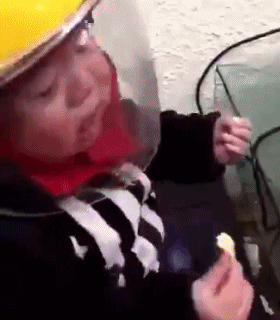 |搞笑gif:逗比,你是专门来搞笑的么