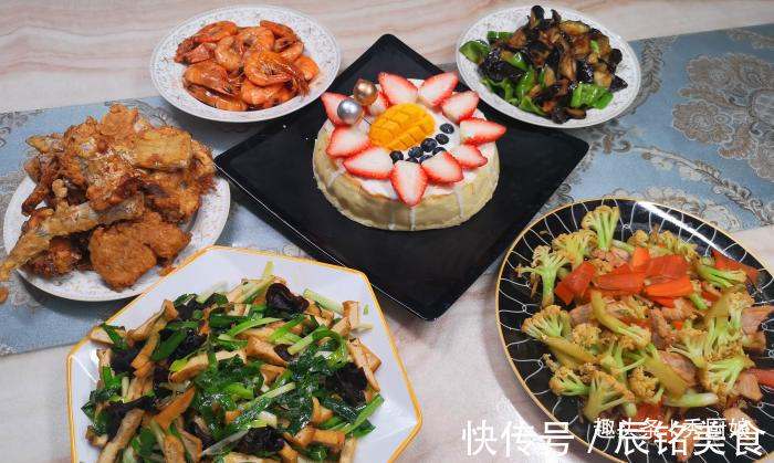 老公|婆婆过生日,媳妇精心准备一桌饭菜,最后却因为此事,遭老公埋怨