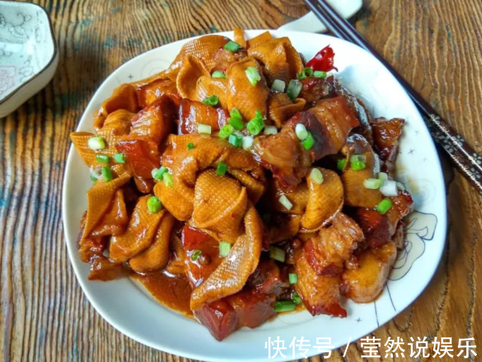 一家人的晚饭做几道家常菜，美味可口，简单又健康，家人吃的开心