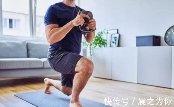 哑铃|南非“卡戴珊”薇莎,体重130斤,曲线完美,3个练臀动作,练同款