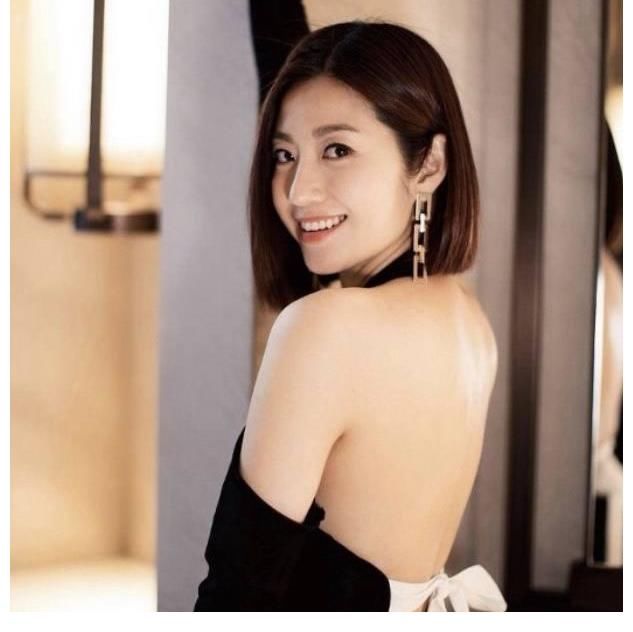 王祖蓝|新综艺一姐！TVB花旦陈自瑶再度夺冠，王祖蓝戏言要封杀她