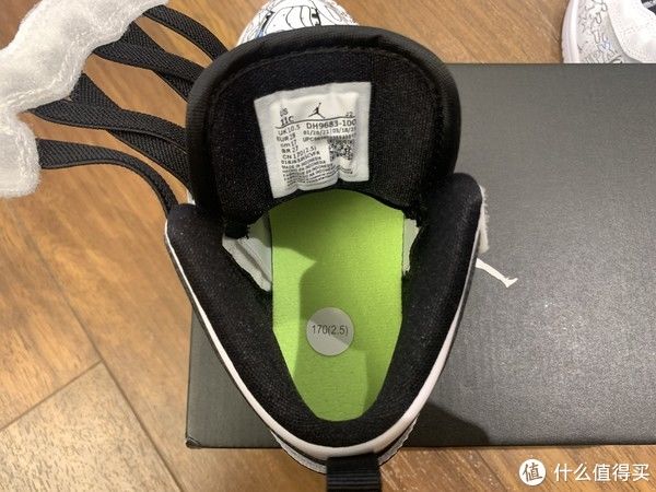 万象城|鞋狗穿搭 篇三：平台首晒·篇陆·鞋头从娃娃抓起·JORDAN 1 MID