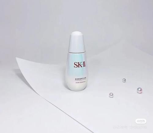 “天生冷白皮”？只是比你会美白而已啦