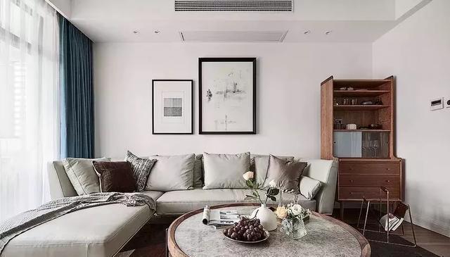 客厅|136平三室新房,全屋大白墙,内嵌式木质电视柜,层次感爆棚