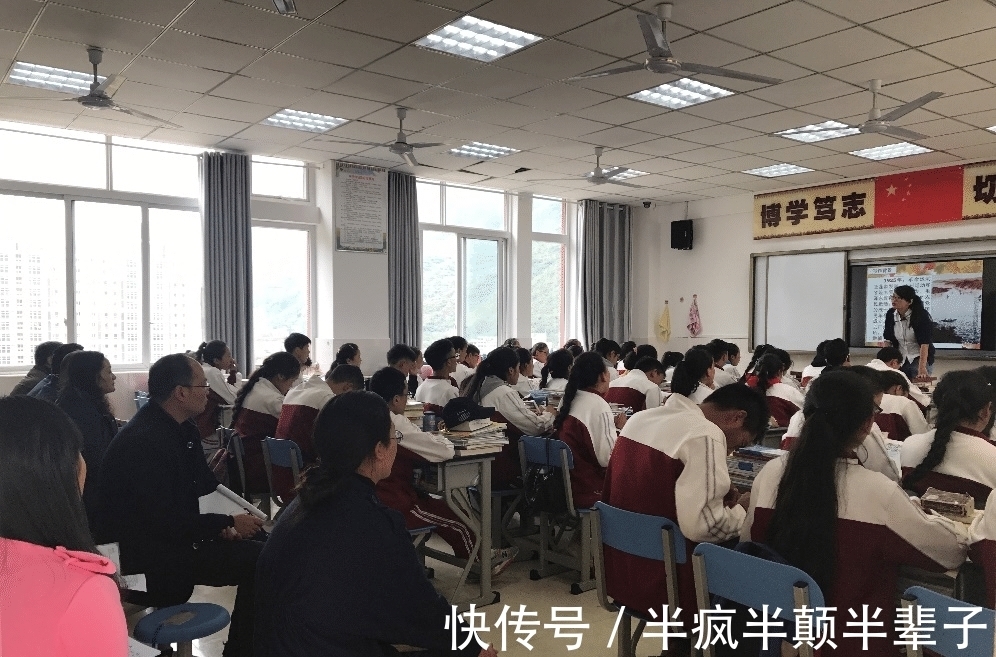 德国|来中国留学的德国学霸，回去后痛哭，抱怨中国老师的“再五分钟”