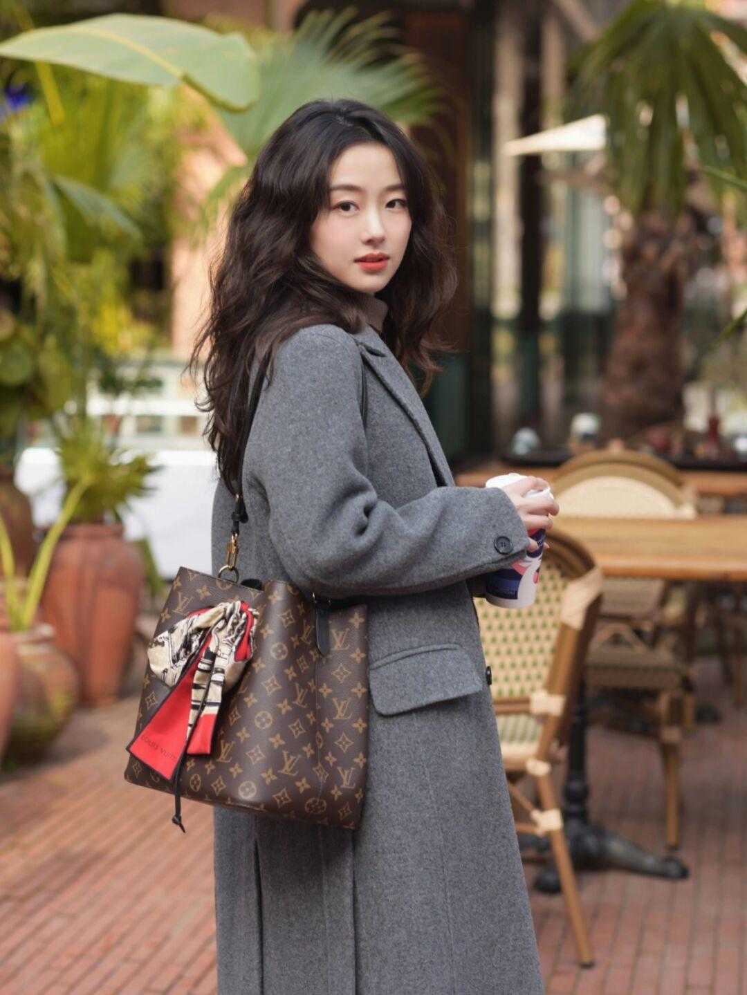 紧身裤 小个子怎么穿大衣显高又时髦?看看这些搭配造型,每一套都可照穿