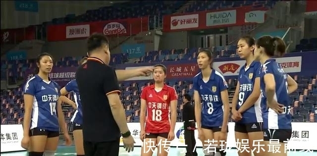 中国女排|新任女排教练蔡斌,格局大小决定执教成败,可看他对李盈莹的态度