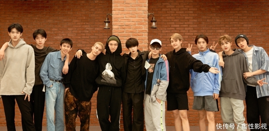 助阵 薇娅“狂欢夜”绝了,张哲瀚黄子韬齐助阵,当红男团INTO1也来了