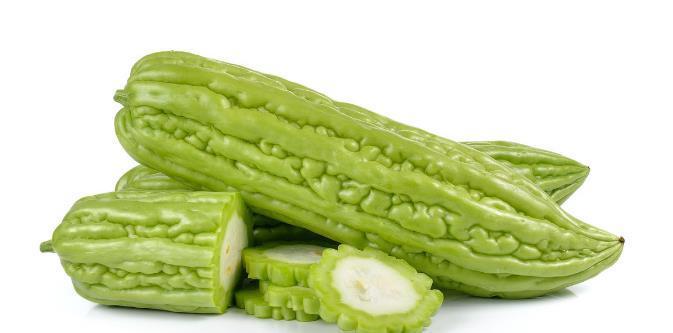 空腹血糖|刚得糖尿病，医生教会他这4种瓜的吃法，一年四季，很管用！