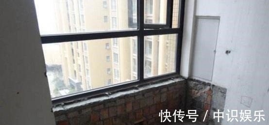 内行人|为什么有人买房后要拆了飘窗问完内行人,才知道是开发商偷懒!