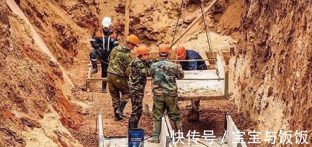 钻石 人造钻石和天然钻石几乎没差别,可以量产,为何钻石价格没有降!