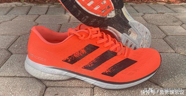 不破不立!准备放弃Boost的阿迪达斯,推出了它的革命性跑鞋