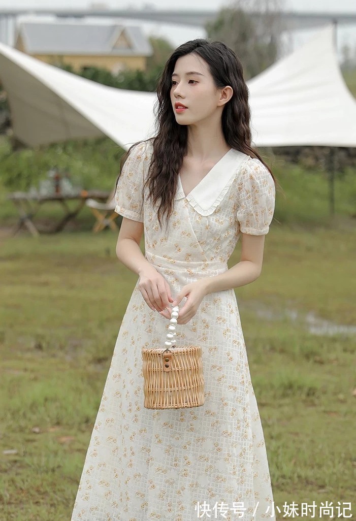 法式|法式甜美泡泡袖连衣裙，满满的公主心